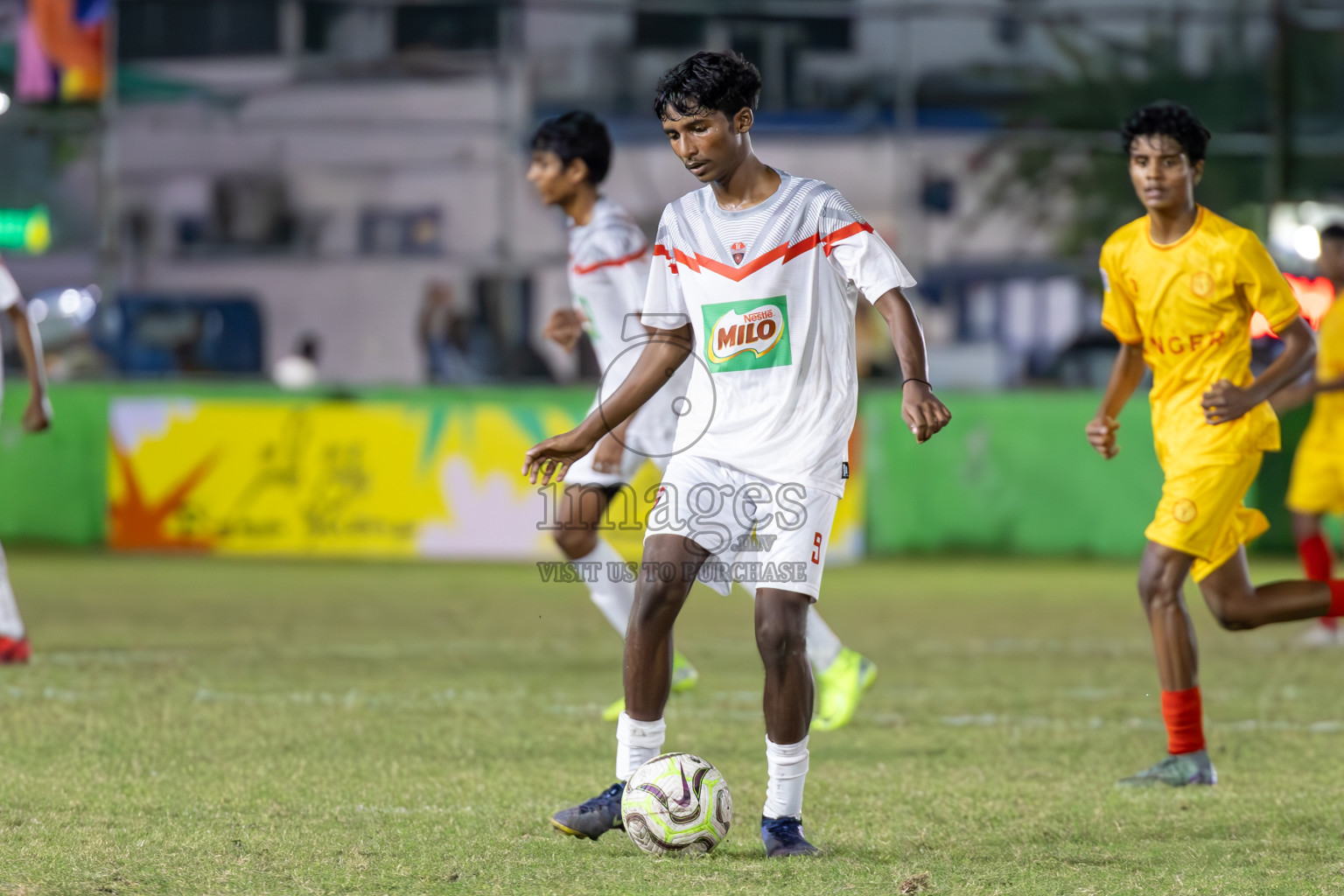 Day 10 of Dhivehi Youth League 2024 was held at Henveiru Stadium, Male', Maldives on Sunday, 15th December 2024.
Photos: Ismail Thoriq / Images.mv