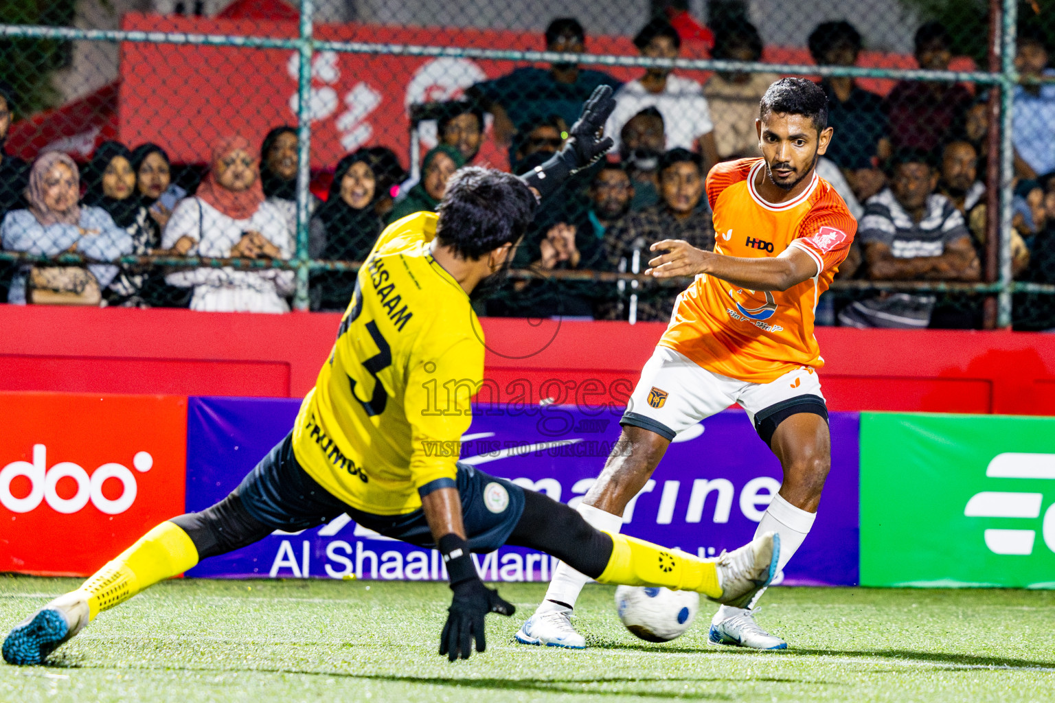 Thaa Hirilandhoo vs L Isdhoo in zone round Day 30 of Golden Futsal Challenge 2025 was held on Monday , 3rd February 2025, in Hulhumale', Maldives. Photos: Nausham Waheed / images.mv