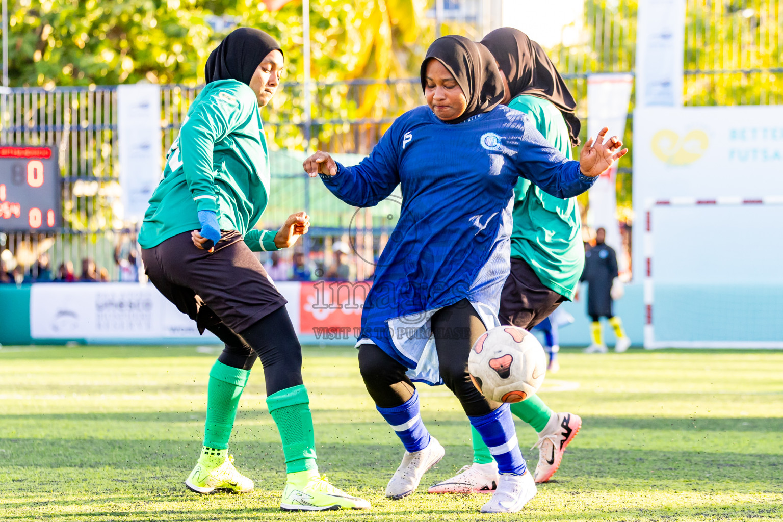 Goidhoo vs Hithaadhoo in Day 4 of Better in Baa Futsal Fiesta 2025 Woman's division held in B. Eydhafushi, Maldives on Saturday, 8th November 2025. Photos: Nausham Waheed / images.mv