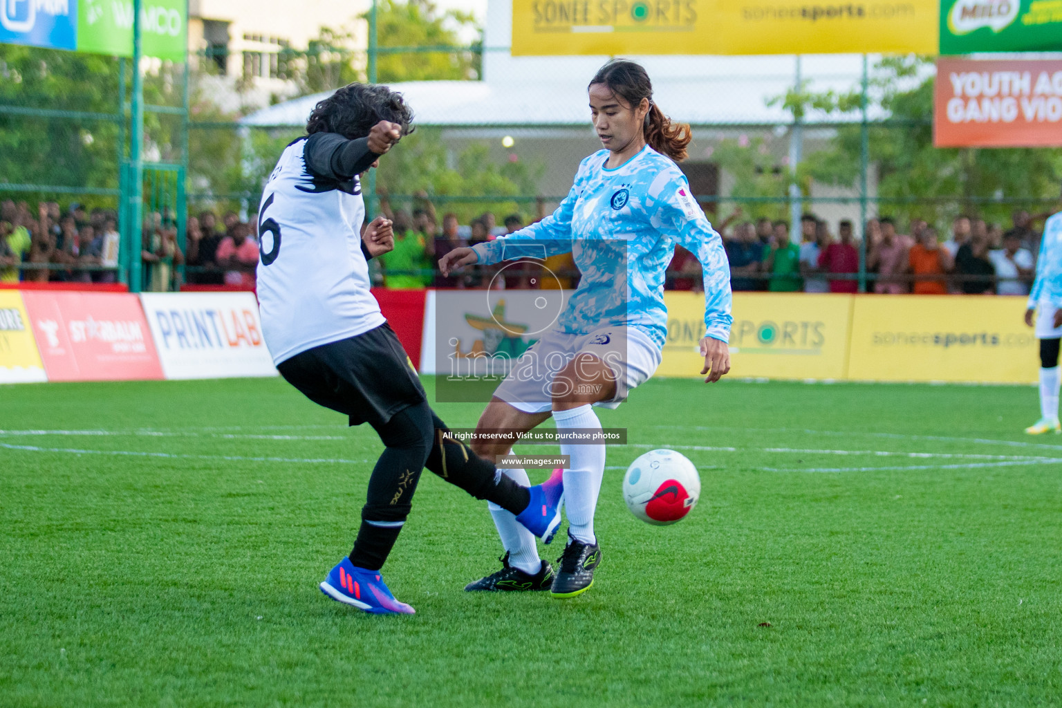 MPL vs DSC in Eighteen Thirty Women's Futsal Fiesta 2022 was held in Hulhumale', Maldives on Monday, 17th October 2022. Photos: Hassan Simah, Mohamed Mahfooz Moosa / images.mv