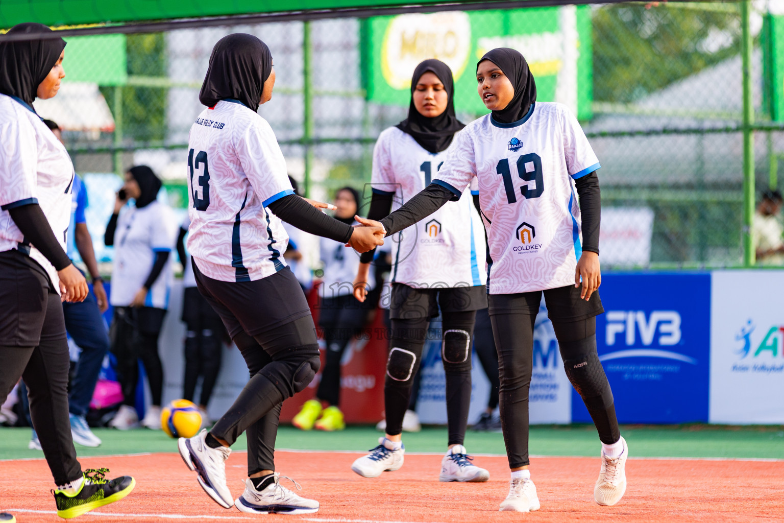 Villigili Z. Jamihyya vs Raajje Volley Club in Semi Finals of Milo National Junior Volleyball Championship 2025 Day 5 was held on Friday, 28th November 2025 at Ekuveni Turf Court Male', Maldives. Photos: Areef Adam / images.mv