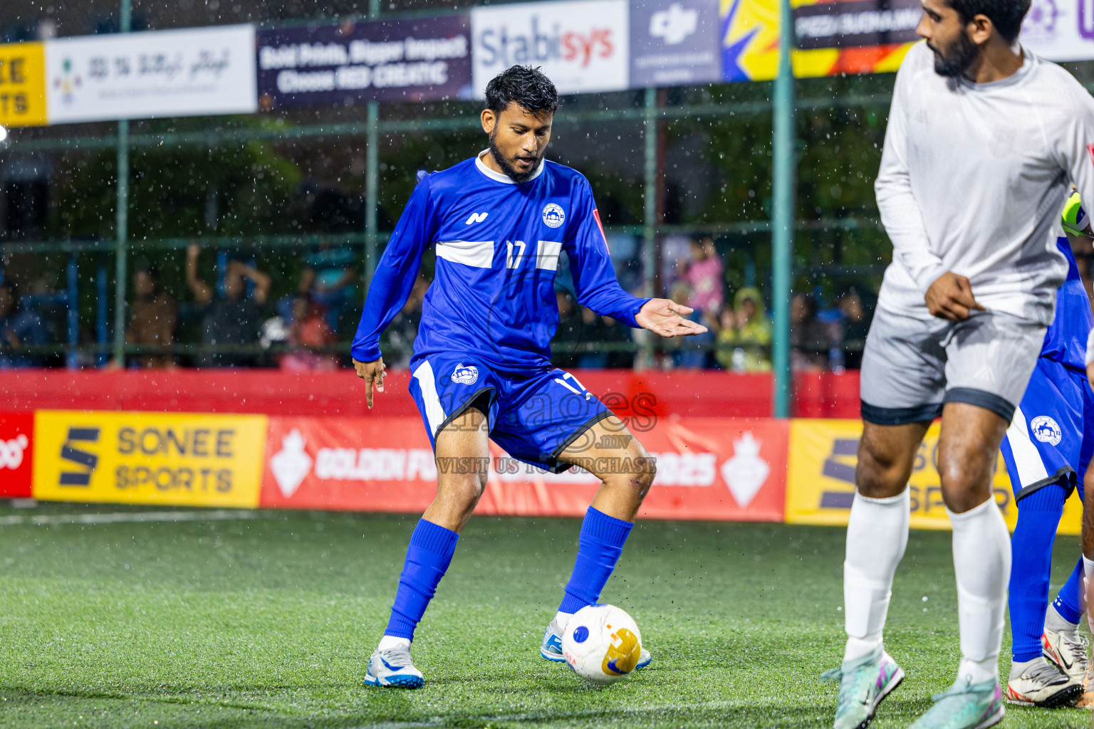 Thaa Veymadoo VS Thaa Buruni in Day 6 of Golden Futsal Challenge 2025 on Friday, 6th January 2025, in Hulhumale', Maldives Photos: Nausham Waheed / images.mv