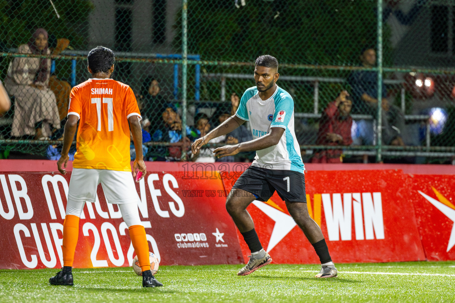 Dhiraagu vs Police Club in Day 9 of Club Maldives Cup 2025 was held in Rehendhi Futsal Ground, Hulhumale', Maldives on Thursday, 9th October 2025. 
Photos: Ismail Thoriq / images.mv