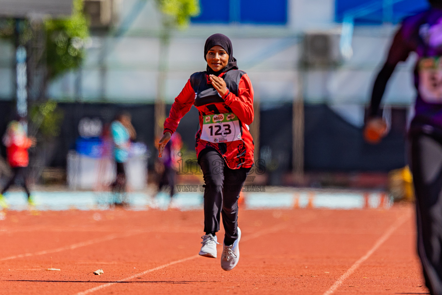 Day 1 of Inter-school Athletics Championship 2025 held in Ekuveni Synthetic Track, Male', Maldives on Monday, 06th October 2025. Photos by: Areef Adam  / Images.mv