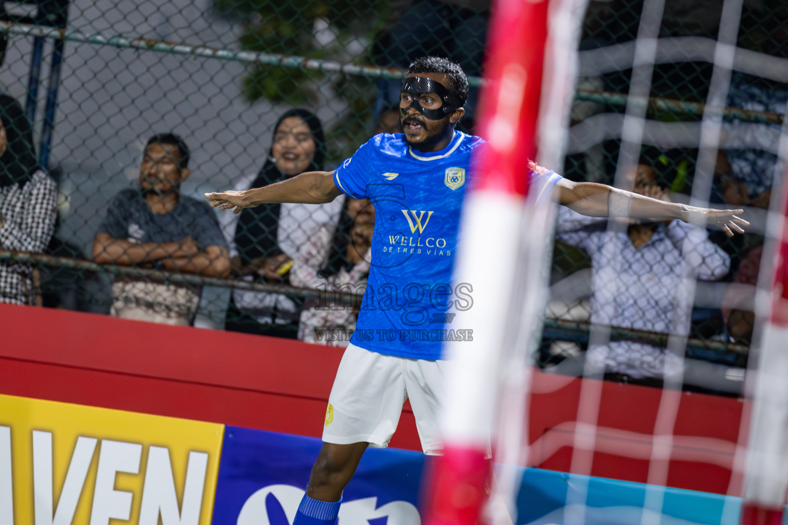 GA Dhevvadhoo vs GA Kolamaafushi in Day 8 of Golden Futsal Challenge 2025 was held on Sunday, 12th January 2025, in Hulhumale', Maldives
Photos: Ismail Thoriq / images.mv