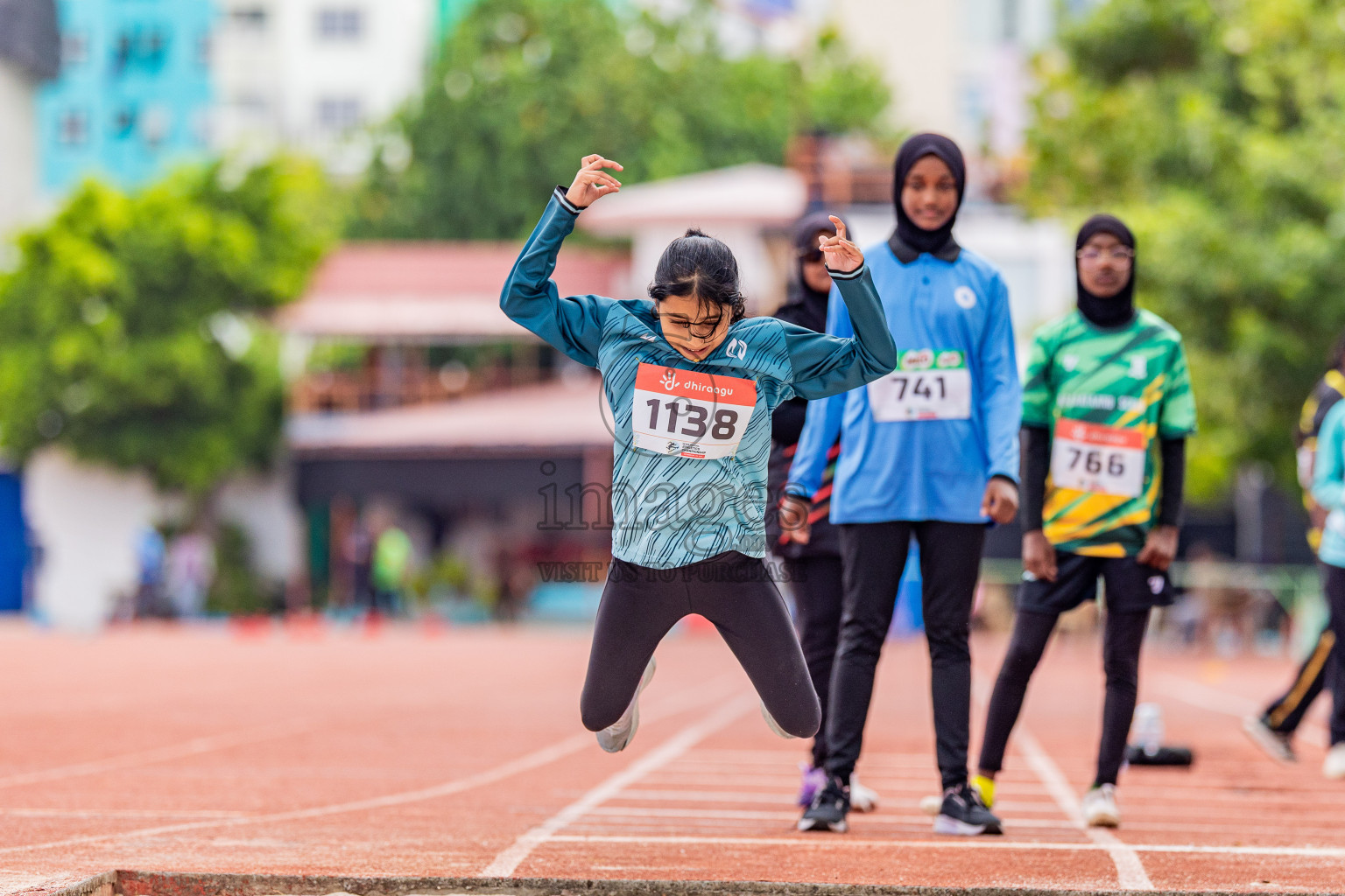 Day 4 of Inter-school Athletics Championship 2025 held in Ekuveni Synthetic Track, Male', Maldives on Thursday, 09th October 2025. Photos by: Areef Adam / Images.mv