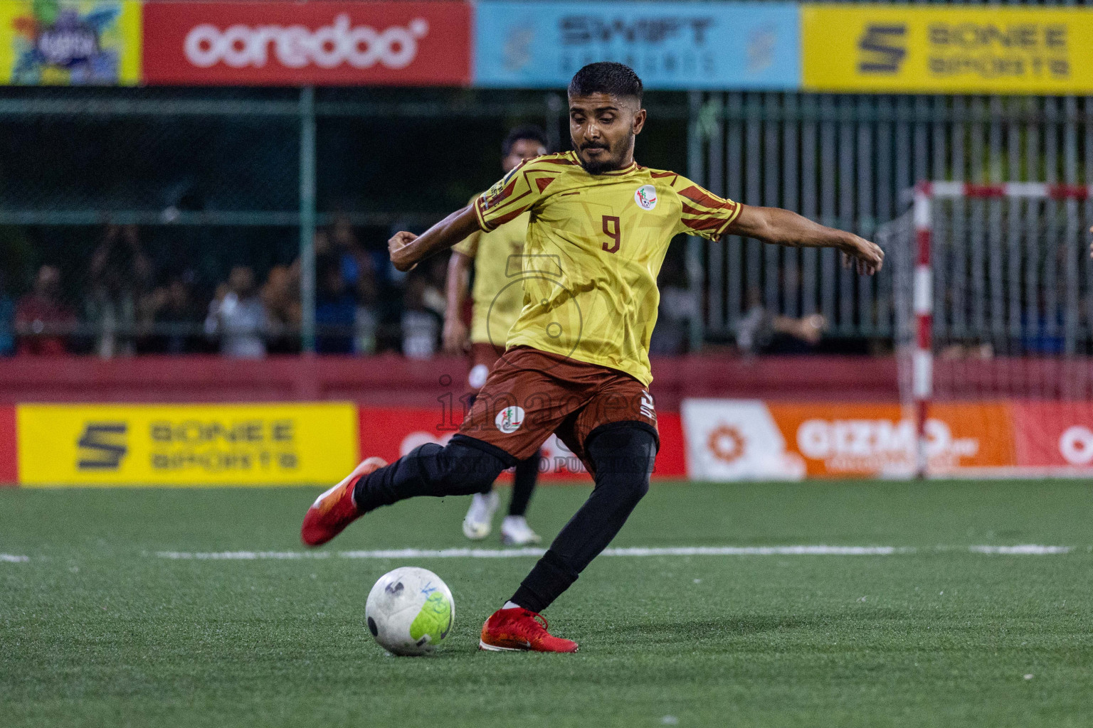 N Kendhikulhudhoo vs N Holhudhoo in Day 18 of Golden Futsal Challenge 2024 was held on Thursday, 1st February 2024, in Hulhumale', Maldives Photos: Nausham Waheed, / images.mv