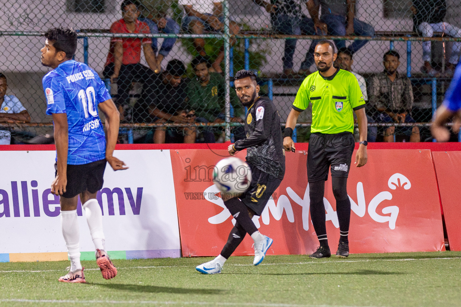 Prison Club vs Police Club in Club Maldives Cup 2024 held in Rehendi Futsal Ground, Hulhumale', Maldives on Saturday, 28th September 2024. Photos: Hassan Simah / images.mv