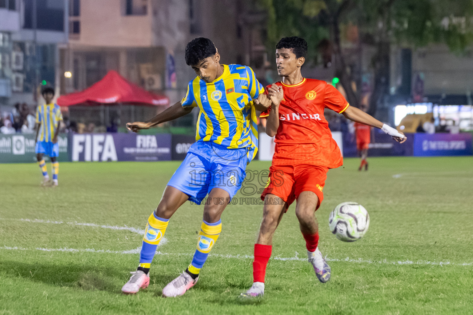 Valencia vs Victory Sports Club in Day 7 of Dhivehi Youth League 2024 held at Henveiru Stadium on Sunday, 1st December 2024. Photos: Shuu Abdul Sattar, / Images.mv