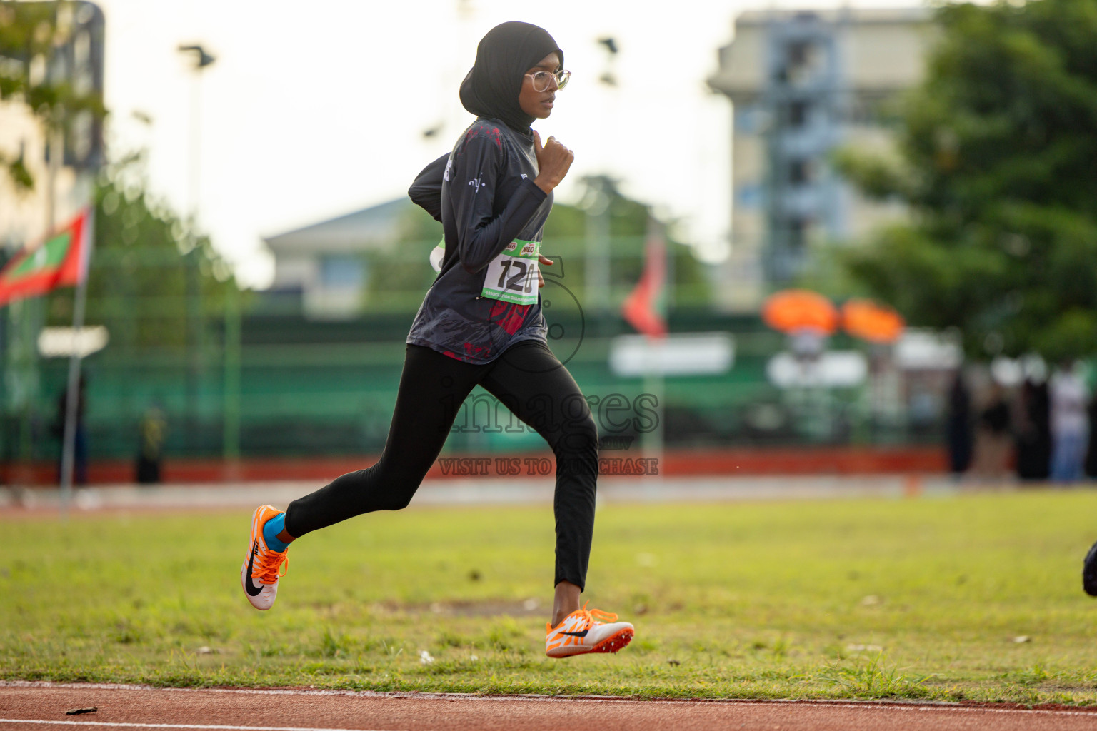 Day 2 of 12th Milo Association Championships was held in Ekuveni Track at Male', Maldives on Friday, 25th April 2025. Photos: Hassan Simah / images.mv