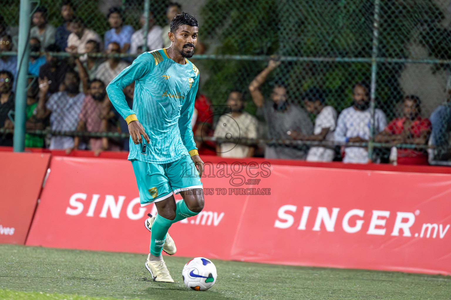 Maldivian vs Ooredoo in Club Maldives Cup 2024 held in Rehendi Futsal Ground, Hulhumale', Maldives on Thursday, 3rd October 2024.
Photos: Ismail Thoriq / images.mv