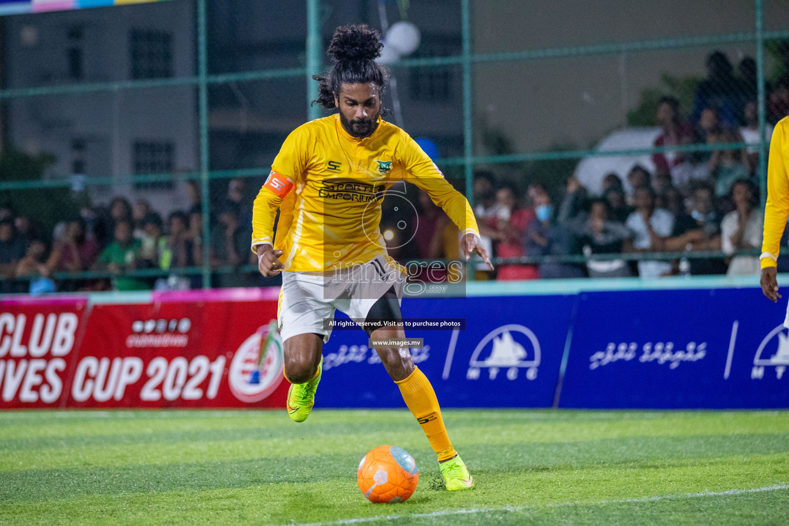 Club Maldives 2021 Round of 16 (Day 1) held at Hulhumale;, on 8th December 2021 Photos: Ismail Thoriq / images.mv