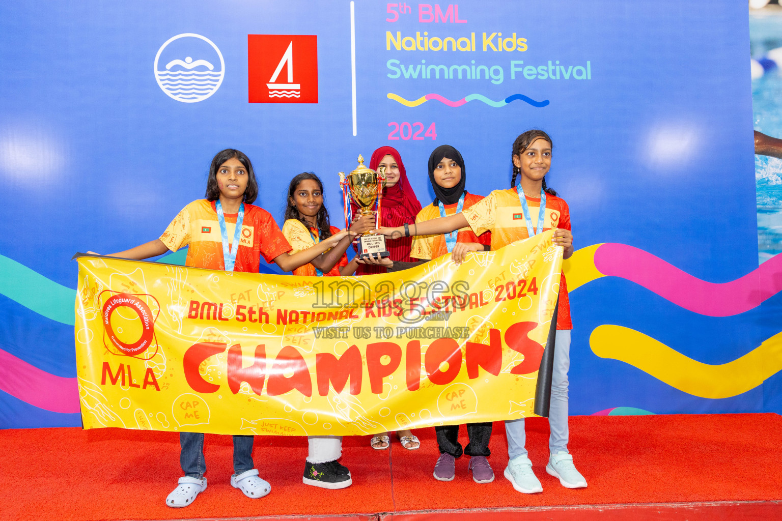 Closing of BML 5th National Swimming Kids Festival 2024 held in Hulhumale', Maldives on Saturday, 23rd November 2024.
Photos: Ismail Thoriq / images.mv