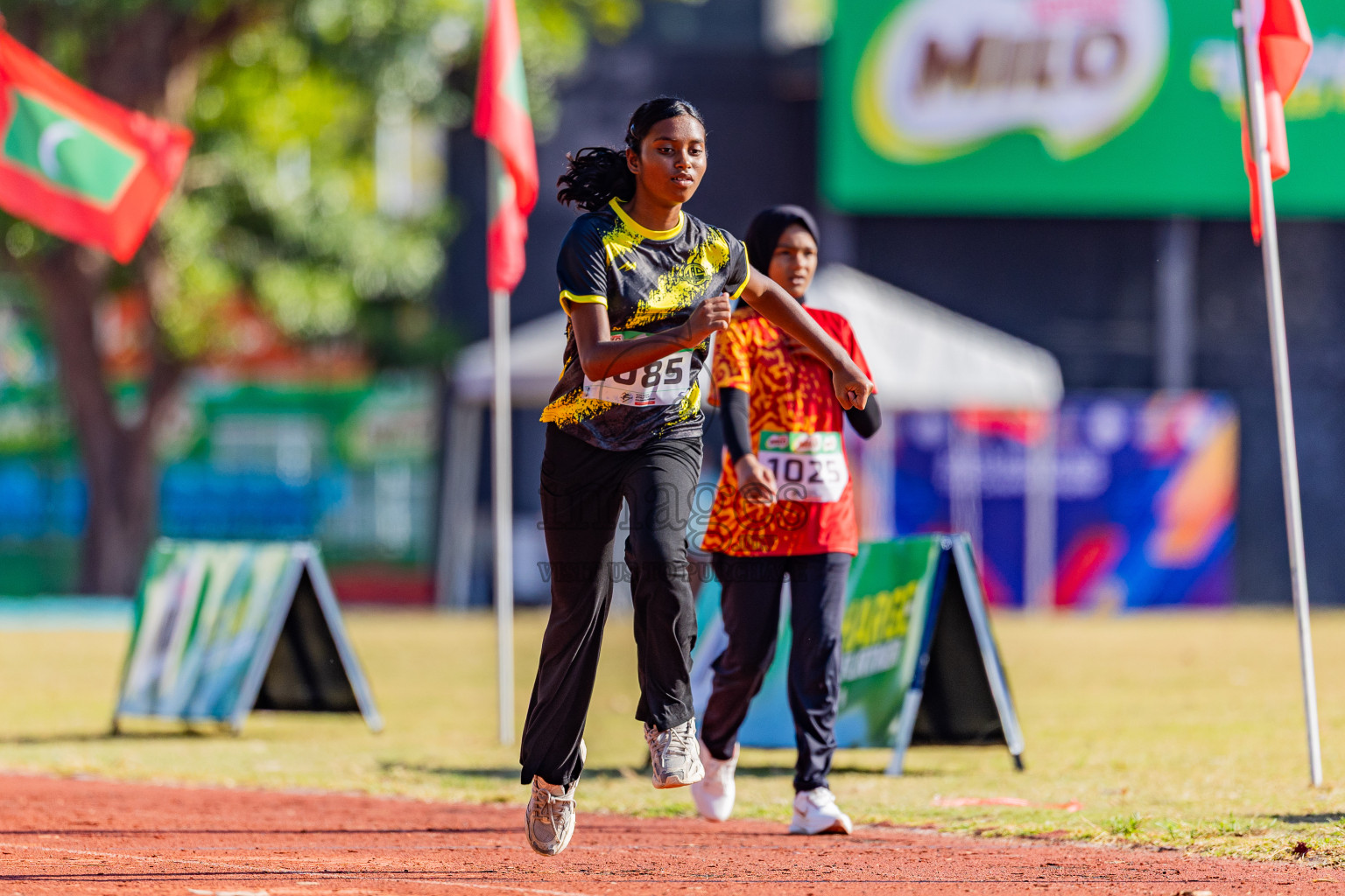 Day 1 of Inter-school Athletics Championship 2025 held in Ekuveni Synthetic Track, Male', Maldives on Monday, 06th October 2025. Photos by: Areef Adam  / Images.mv