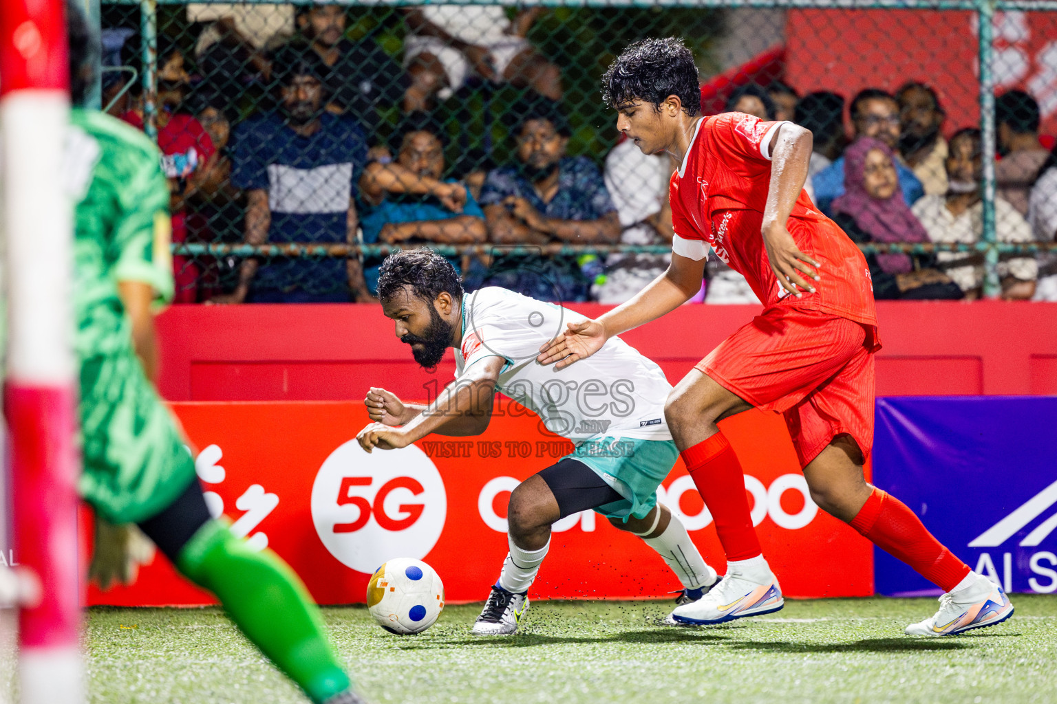 F Dharanboodhoo VS F Nilandhoo in Day 7 of Golden Futsal Challenge 2025 was held on Saturday, 11th January 2025, in Hulhumale', Maldives Photos: Nausham Waheed / images.mv