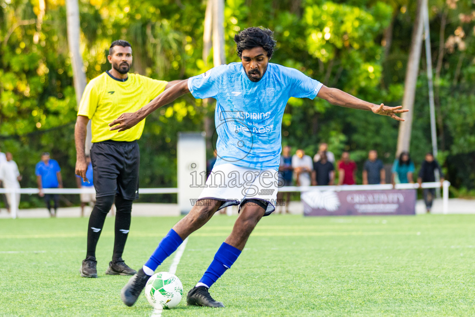 BANDOS Maldives vs SUMMER ISLAND RESORTS in Resort League 2025 (North Male Zone) day 3 was held on Friday, 5th September 2025 in One And Only Reethi Rah Maldives Resort, Photos: Areef Adam / images.mv