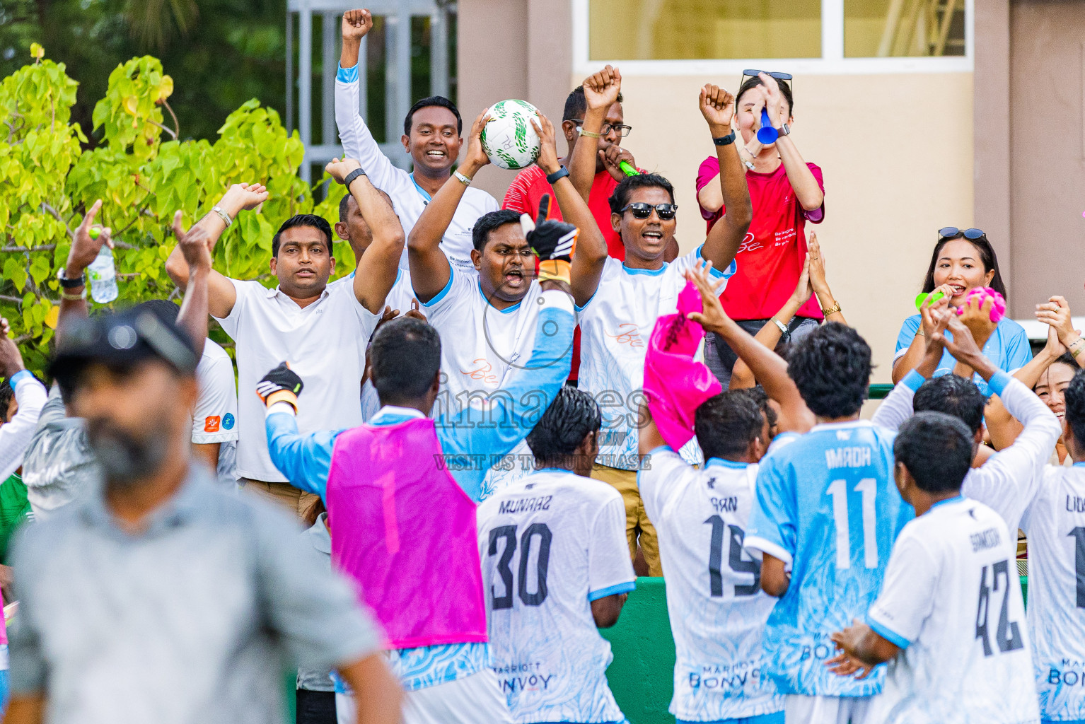 Ozen Bolifushi vs JW Marriott in Resort League 2025 (South Male Zone) day 9 was held on Monday, 6th October 2025 in Crossroads's Maldives, Photos: Areef Adam / images.mv