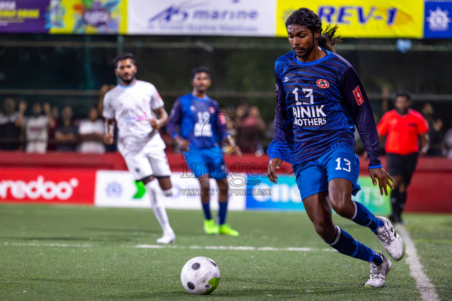 Lh Olhuvelifushi vs Lh Hinnavaru in Day 27 of Golden Futsal Challenge 2024 was held on Saturday , 10th February 2024 in Hulhumale', Maldives
Photos: Ismail Thoriq / images.mv