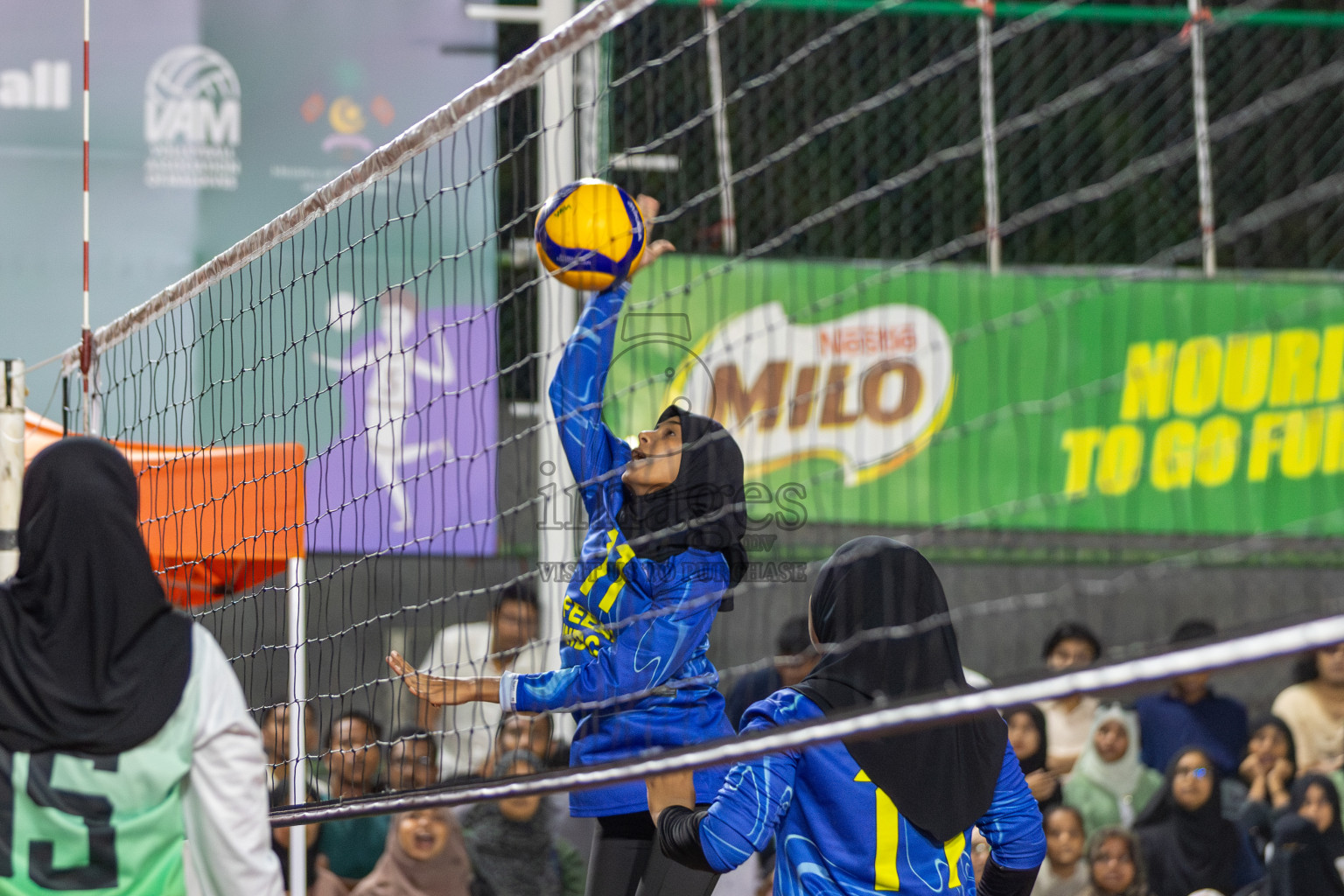 Day 10 of Interschool Volleyball Tournament 2024 was held in Ekuveni Volleyball Court at Male', Maldives on Sunday, 1st December 2024.
Photos: Mohamed Mahfooz Moosa/ images.mv