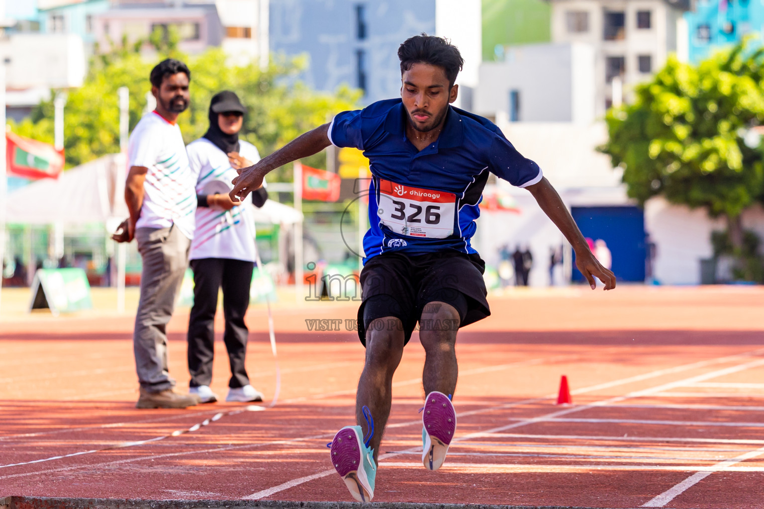 Day 3 of Inter-school Athletics Championship 2025 held in Ekuveni Synthetic Track, Male', Maldives on Wednesday, 08th October 2025. Photos by: Nausham Waheed / Images.mv