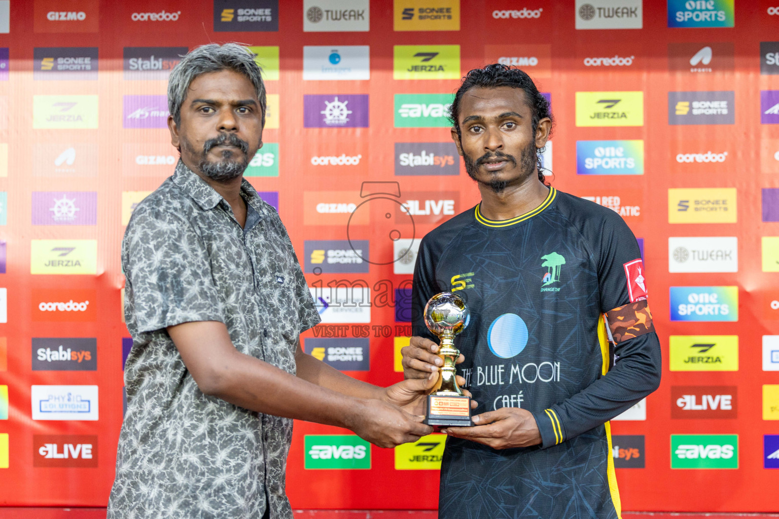ADh Dhangethi vs ADh Hangnaameedhoo in Day 10 of Golden Futsal Challenge 2025 was held on Tuesday, 14th January 2025, in Hulhumale', Maldives Photos: Shuu Abdul Sattar / images.mv