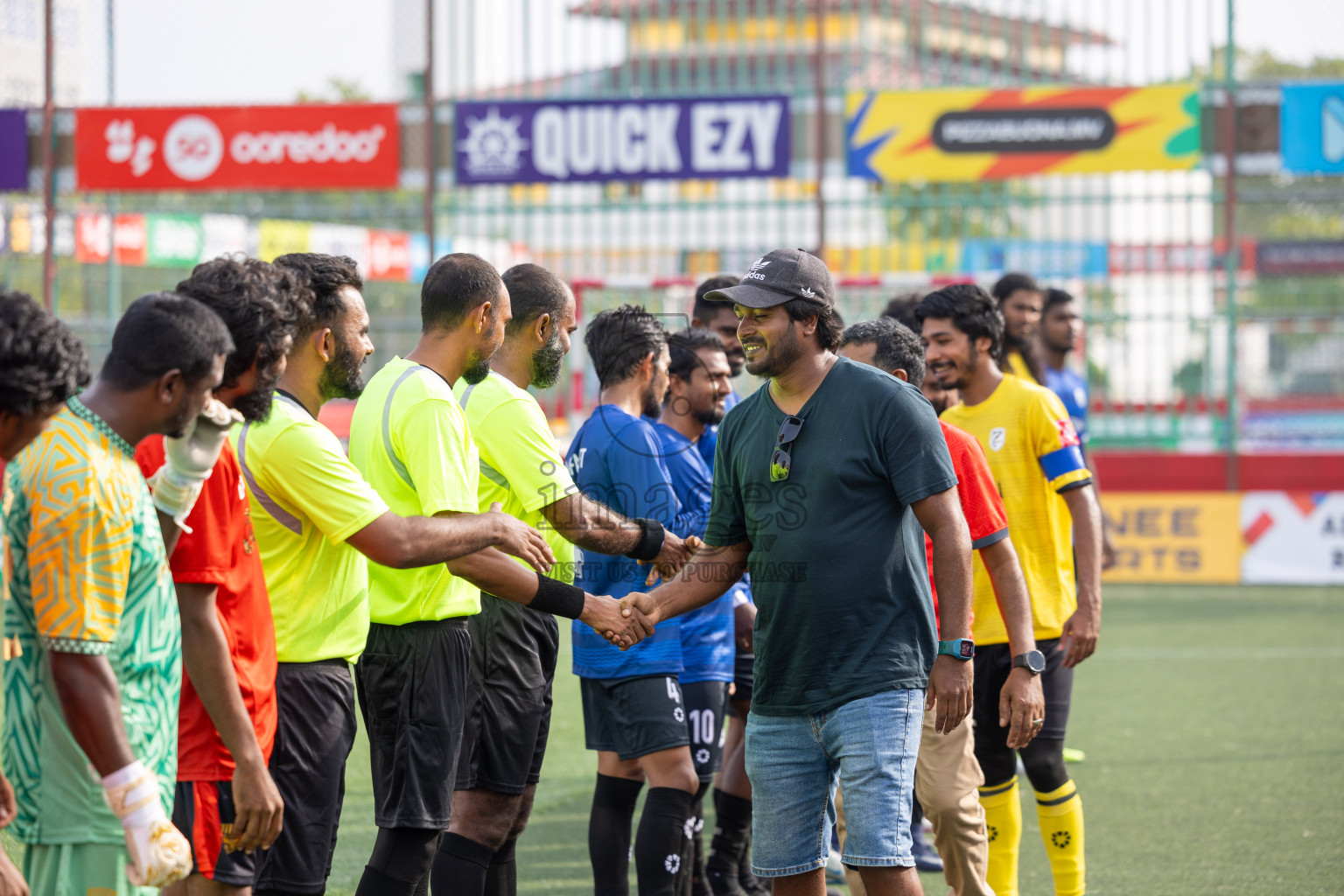 K Gaafaru vs K Himmafushi in Day 15 of Golden Futsal Challenge 2025 was held on Sunday, 19th January 2025, in Hulhumale', Maldives. Photos: Mohamed Mahfooz Moosa / images.mv