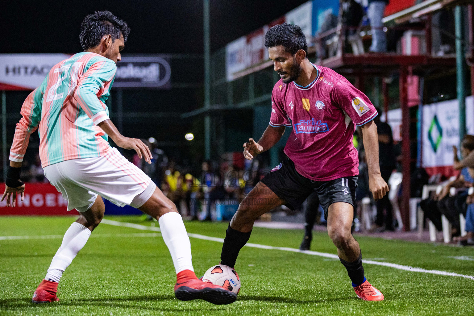 Kulhivaru Vuzara Club vs Joali Maldives in Kings Cup of Club Maldives Cup 2025 held in Rehendi Futsal Ground, Hulhumale', Maldives on Wednesday, 3rd September 2025. Photos: Areef, Yasna / images.mv