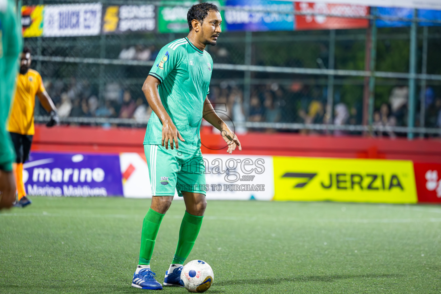 GA Dhaandhoo vs GA Gemanafushi in Day 14 of Golden Futsal Challenge 2025 was held on Saturday, 18th January 2025, in Hulhumale', Maldives. Photos: Ismail Thoriq / images.mv