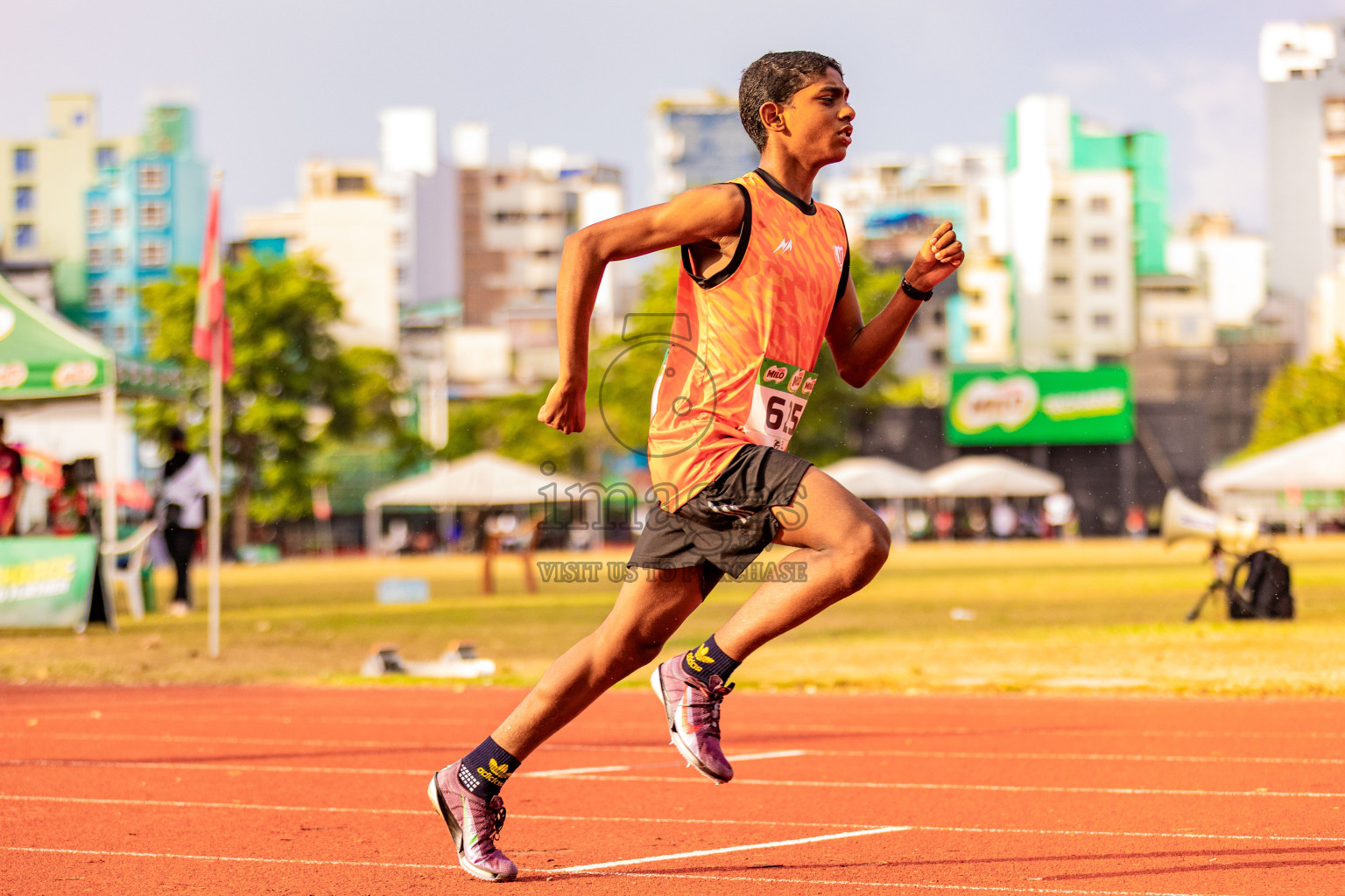 Day 3 of Inter-school Athletics Championship 2025 held in Ekuveni Synthetic Track, Male', Maldives on Wednesday, 08th October 2025. Photos by: Areef Adam  / Images.mv