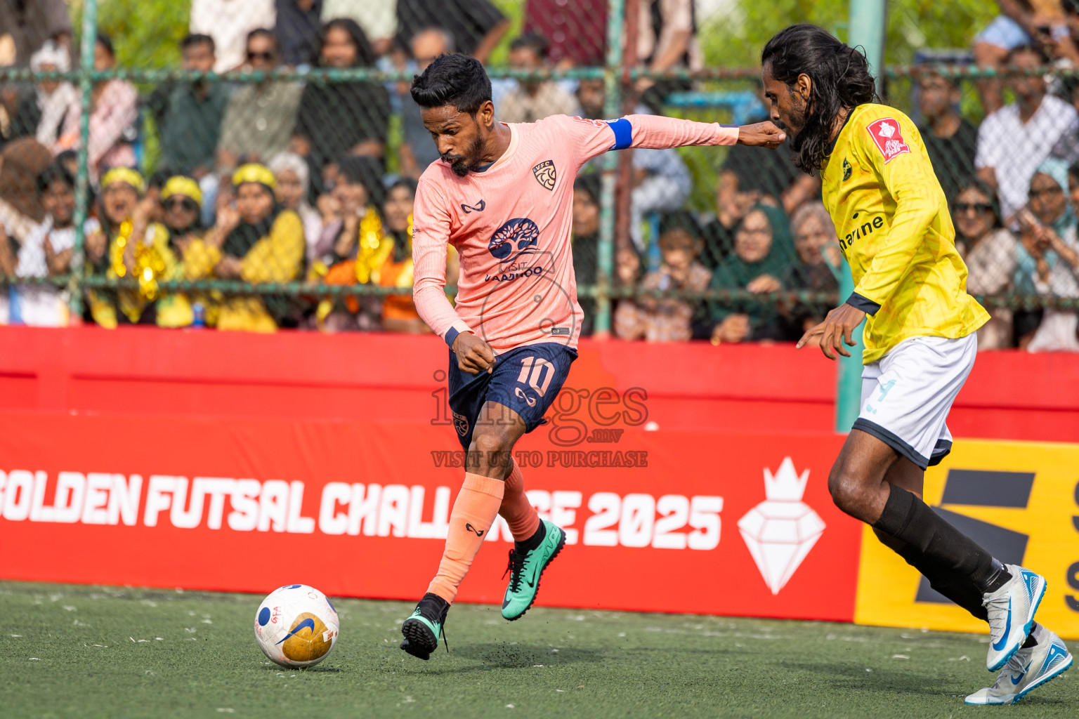 GDh Vaadhoo vs GDh Gadhdhoo in Day 12 of Golden Futsal Challenge 2025 was held on Thursday, 16th January 2025, in Hulhumale', Maldives Photos: Ismail Thoriq / images.mv