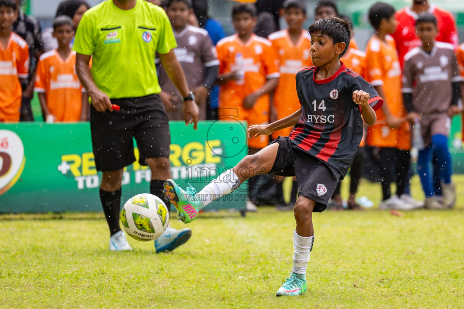 Day 1 of MILO Academy Championship 2025 (U-12) was held at Henveiru Stadium in Male', Maldives on Thursday, 1st May 2025. Photos: Ismail Thoriq / images.mv