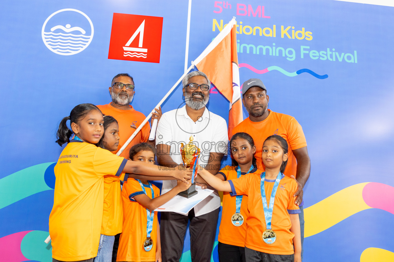 Closing of BML 5th National Swimming Kids Festival 2024 held in Hulhumale', Maldives on Saturday, 23rd November 2024.
Photos: Ismail Thoriq / images.mv