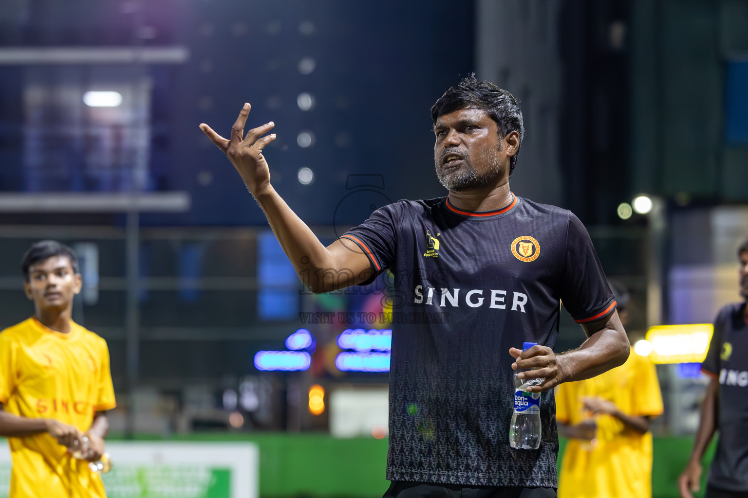 Day 10 of Dhivehi Youth League 2024 was held at Henveiru Stadium, Male', Maldives on Sunday, 15th December 2024.
Photos: Ismail Thoriq / Images.mv