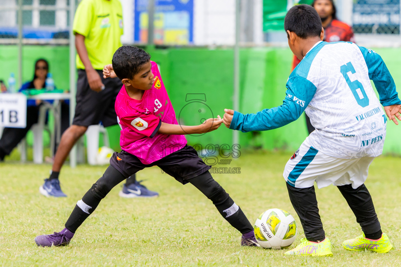 Day 1 of MILO Academy Championship 2025 (U-12) was held at Henveiru Stadium in Male', Maldives on Thursday, 1st May 2025. Photos: Nausham Waheed / images.mv