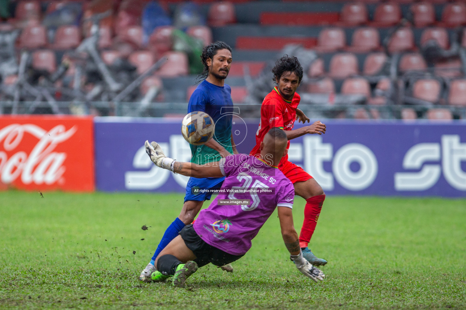 Da Grande Sports Club vs Super United Sports in Ooredoo Dhivehi Premier League 2021/22 on 31st July 2022, held in National Football Stadium, Male', Maldives Photos: Ismail Thoriq/ Images mv