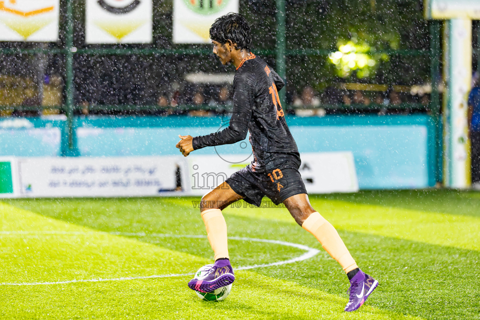 The Dee Ess Kay vs Dee Cee Jay Sc in Day 3 of Laamehi Dhiggaru Ekuveri Futsal Challenge 2025 was held on Saturday, 26th July 2025, at Dhiggaru Futsal Ground, Dhiggaru, Maldives Photos: Areef Adam / images.mv