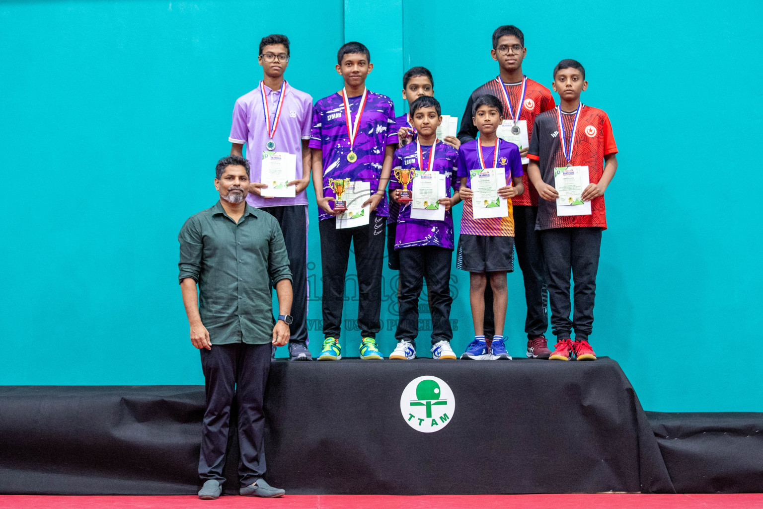 Senior Finals and Awarding ceremony of Interschool Table Tennis Tournament 2024 was held in Male' TT Hall, Male', Maldives on Saturday, 10th August 2024.
Photos: Ismail Thoriq / images.mv