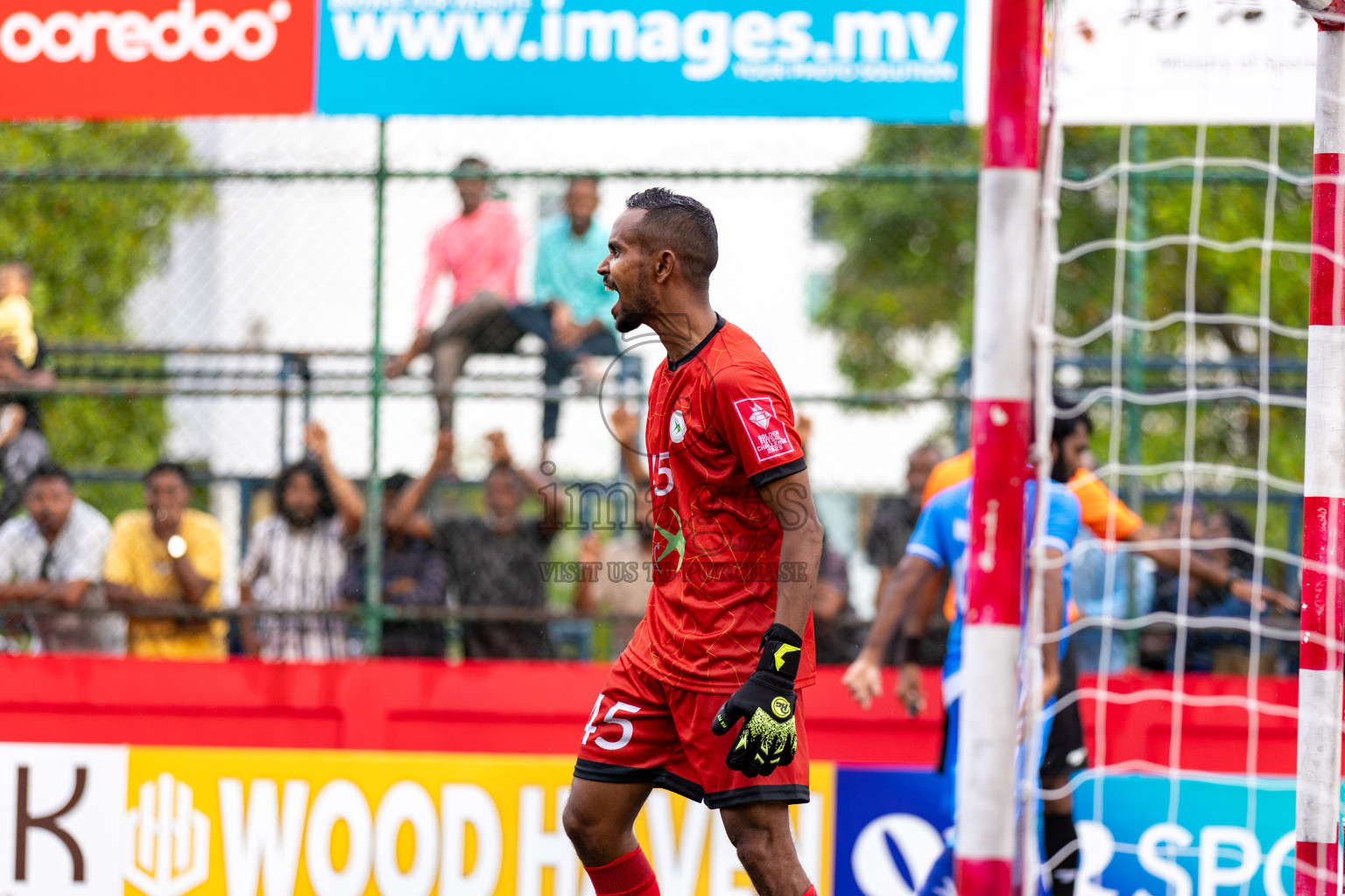 R Maduvvari VS R Alifushi in Day 6 of Golden Futsal Challenge 2025 on Friday, 6th January 2025, in Hulhumale', Maldives 
Photos: Hassan Simah / images.mv