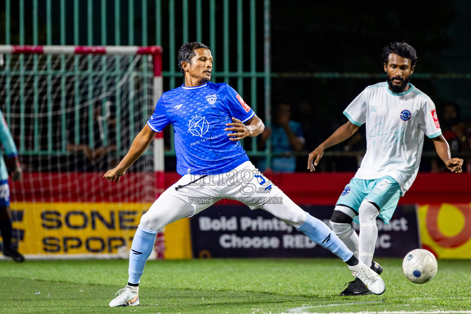 ADh Mahibadhoo vs ADh Omadhoo in Day 15 of Golden Futsal Challenge 2025 was held on Sunday, 19th January 2025, in Hulhumale', Maldives. Photos: Nausham Waheed / images.mv