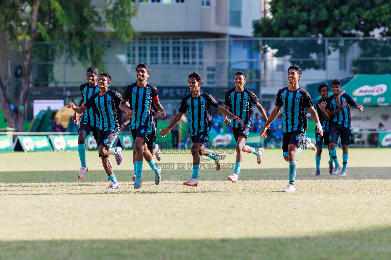 Day 4 of MILO Academy Championship 2025 (U14) was held on Sunday, 2nd November 2025 at Henveiru Football Grounds, Male', Maldives . 
Photos: Hassan Simah / images.mv