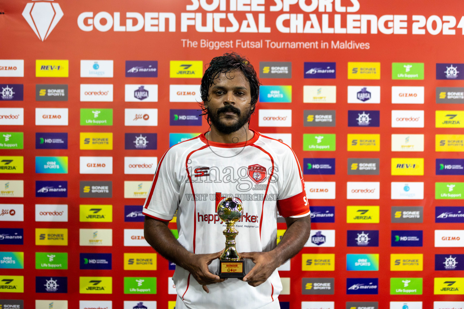 S. Feydhoo vs S. Hithadhoo in Day 13 of Golden Futsal Challenge 2024 was held on Saturday, 27th January 2024, in Hulhumale', Maldives Photos: Mohamed Mahfooz Moosa / images.mv