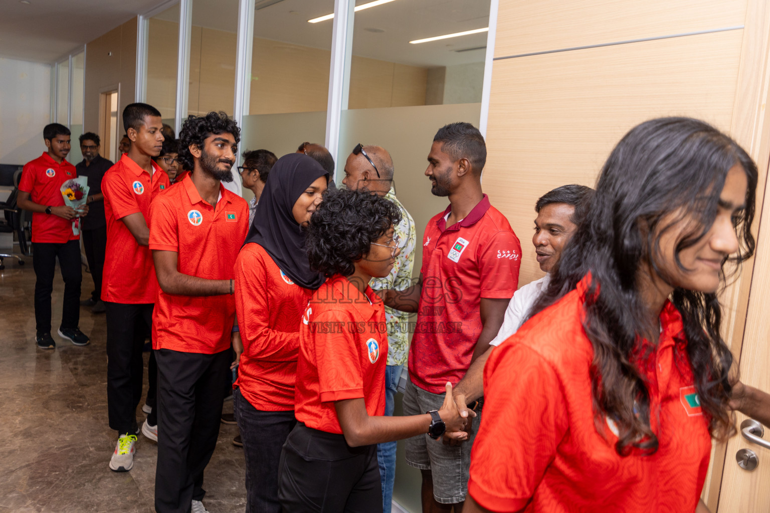 Arrival of Junior athletics team after 4th South Asian Junior Athletics Championship. Both Junior Men and Women's team won Bronze from 4x100m Relay event. 
Photos: Ismail Thoriq / images.mv