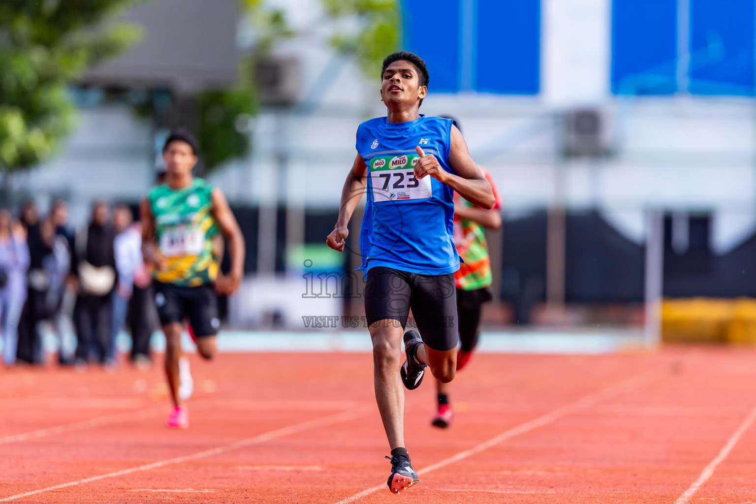 Day 5 of Inter-school Athletics Championship 2025 held in Ekuveni Synthetic Track, Male', Maldives on Saturday, 11th October 2025. Photos by: Nausham Waheed / Images.mv