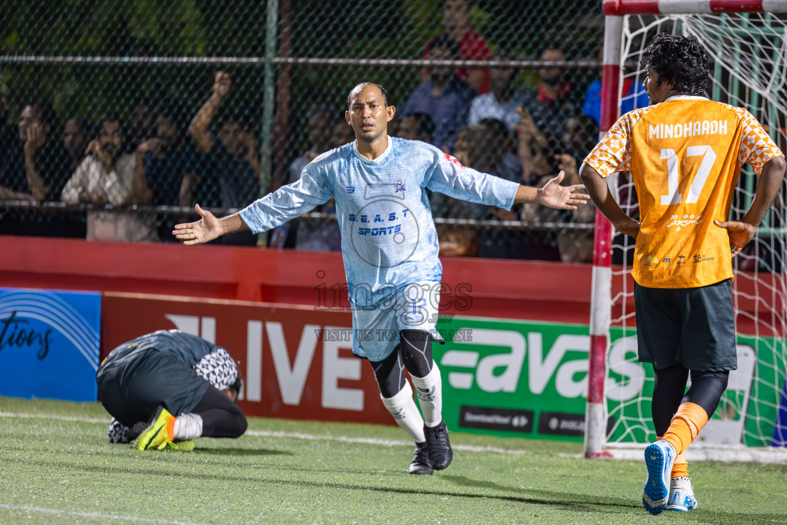 ADh Hangnaameedhoo vs ADh Kunburudhoo in Day 15 of Golden Futsal Challenge 2025 was held on Sunday, 19th January 2025, in Hulhumale', Maldives. Photos: Ismail Thoriq / images.mv