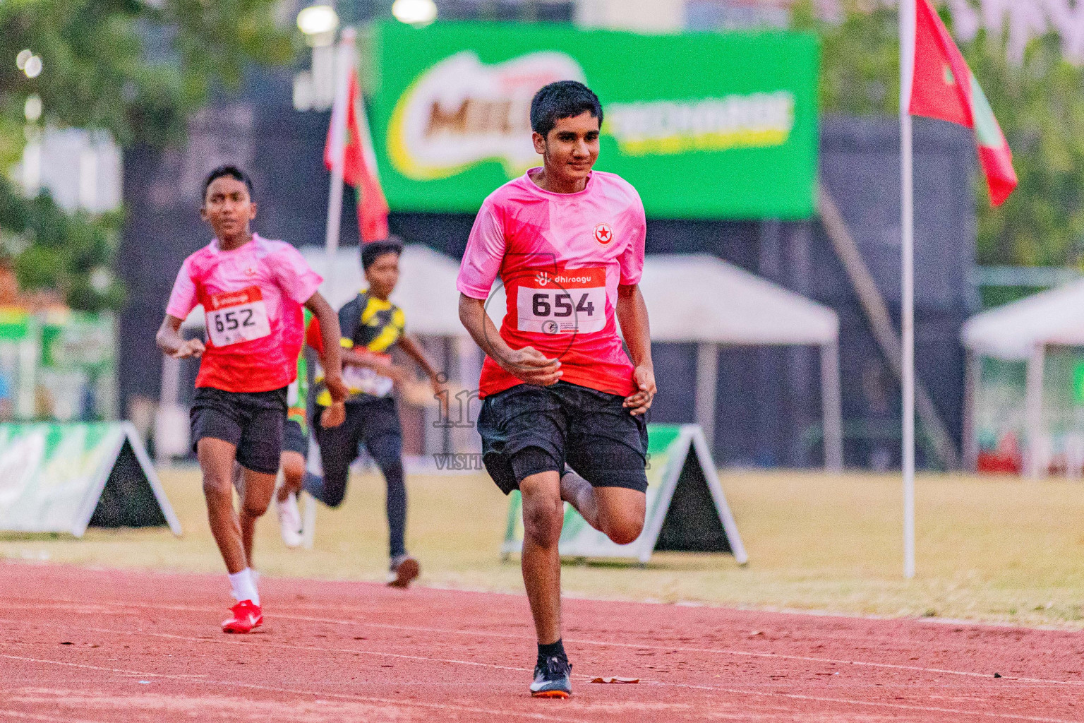 Day 3 of Inter-school Athletics Championship 2025 held in Ekuveni Synthetic Track, Male', Maldives on Wednesday, 08th October 2025. Photos by: Areef Adam  / Images.mv