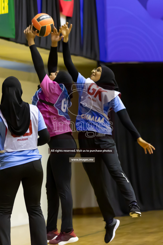 Shinning Star vs Mahibadhoo in the Milo National Netball Tournament 2022 on 21 July 2022, held in Social Center, Male', Maldives. Photographer: Shuu / Images.mv