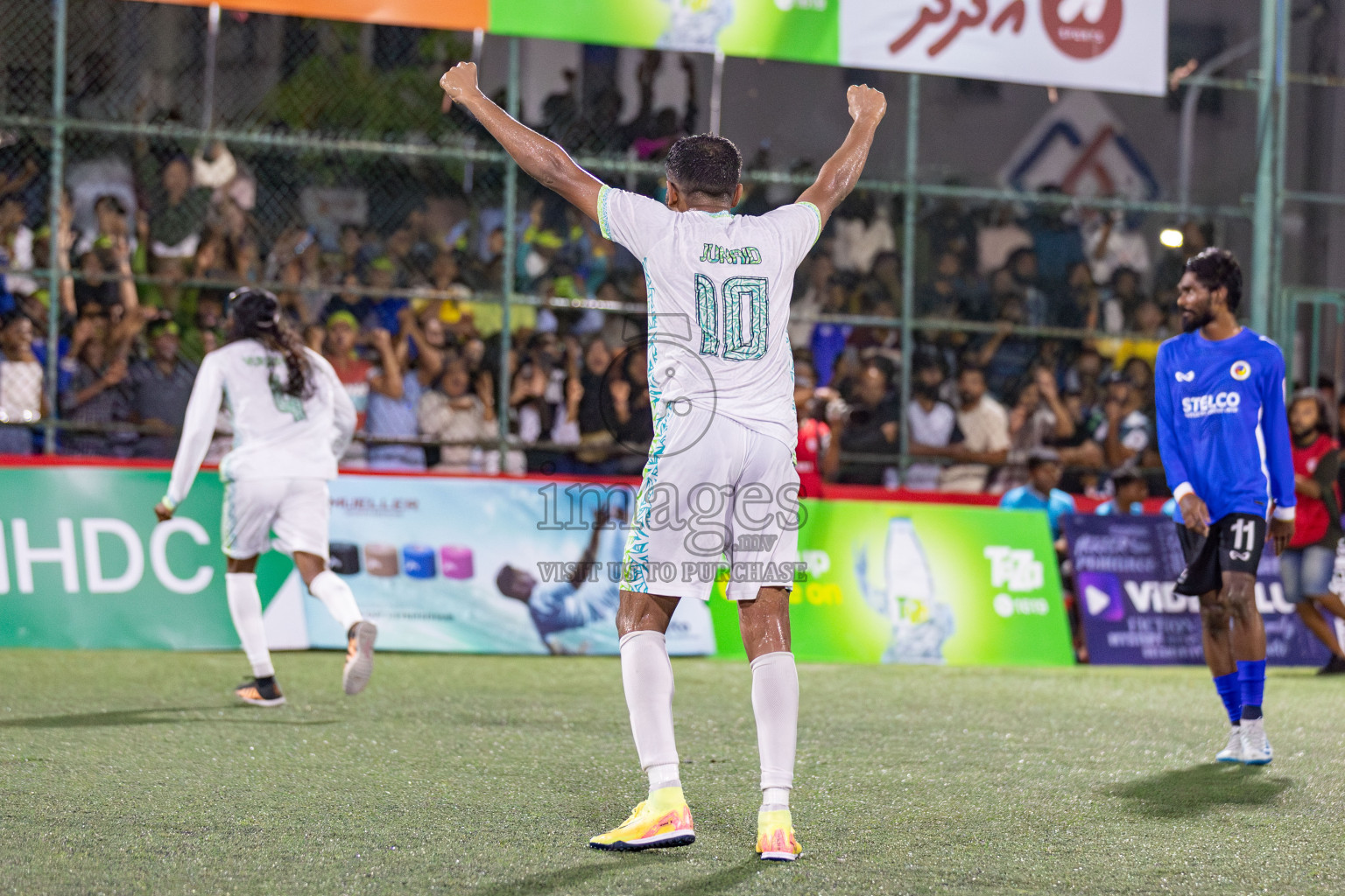 WAMCO vs STELCO RC in the Semi Finals of Club Maldives Cup 2024 held in Rehendi Futsal Ground, Hulhumale', Maldives on Monday, 14th October 2024. Photos: Hassan Simah / images.mv