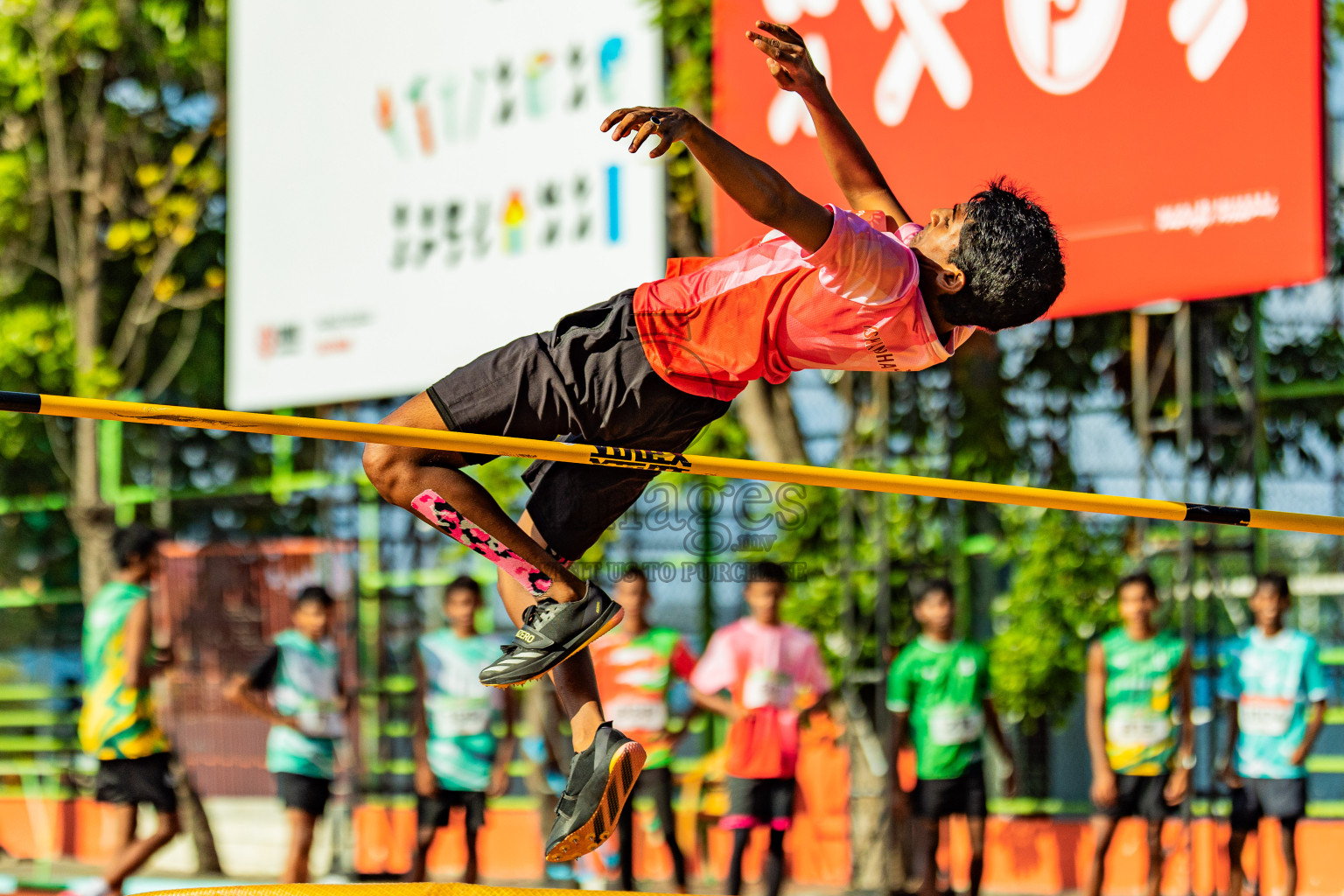 Day 2 of Inter-school Athletics Championship 2025 held in Ekuveni Synthetic Track, Male', Maldives on Tuesday, 07th October 2025. Photos by: Areef Adam / Images.mv