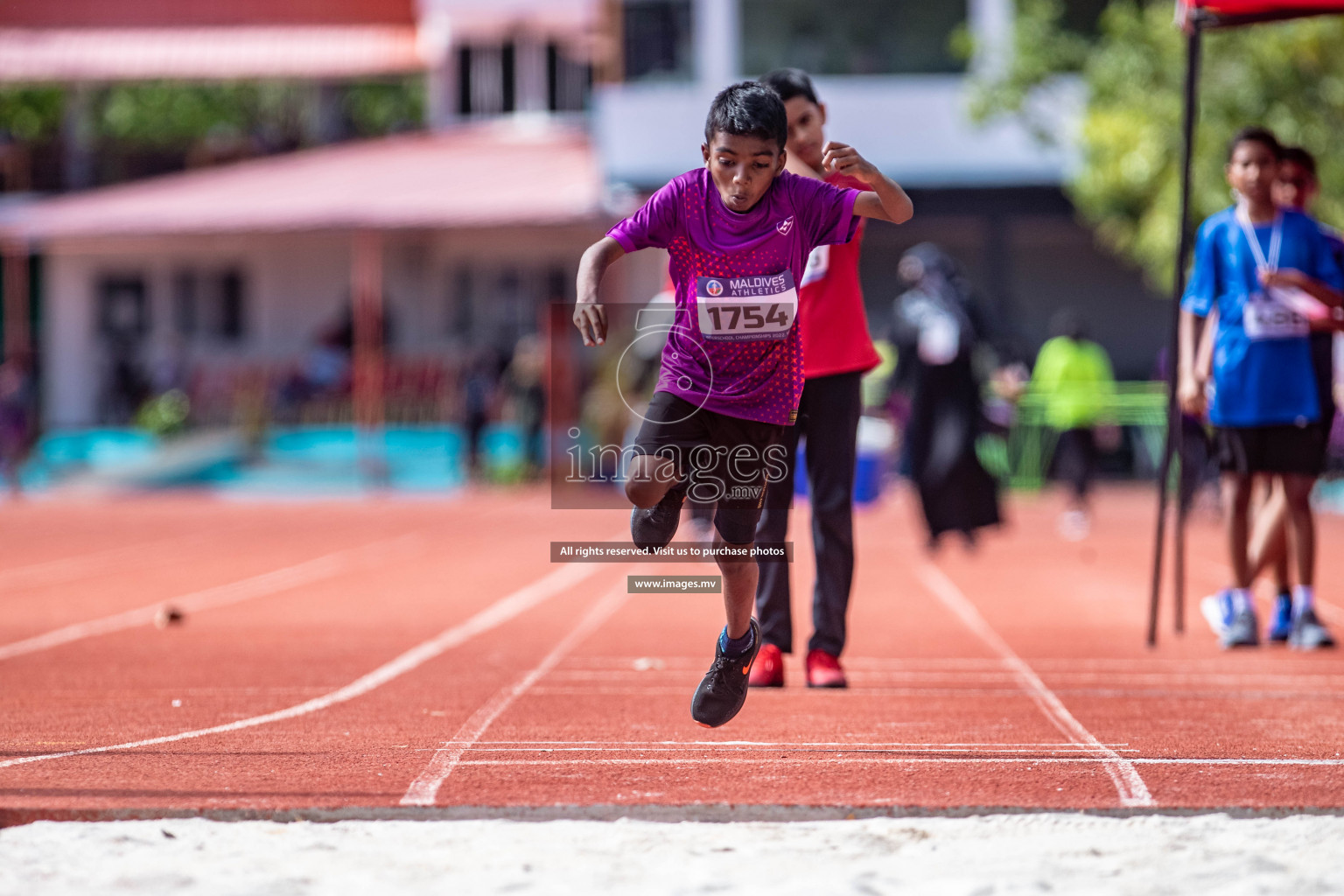 Day 1 of Inter-School Athletics Championship held in Male', Maldives on 22nd May 2022. Photos by: Nausham Waheed / images.mv