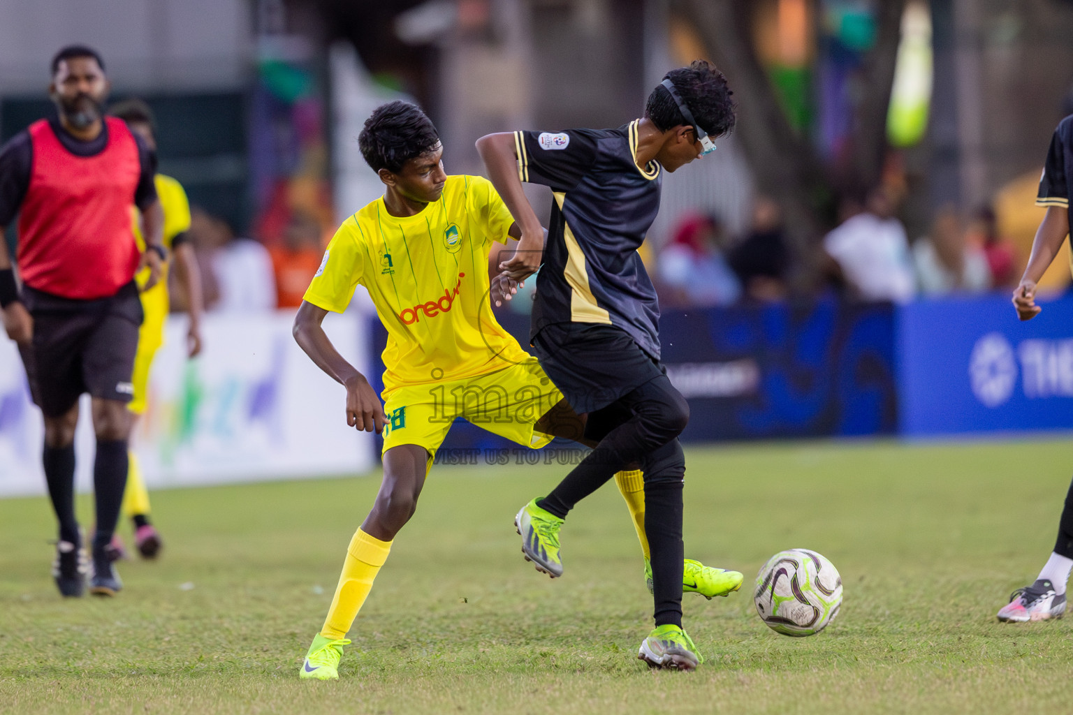 Eagles vs Maziya (U14) in Dhivehi Youth League 2024 - Day 2. Matches held at Henveiru Stadium on 22nd November 2024 , Friday. Photos: Shuu Abdul Sattar/ Images.mv